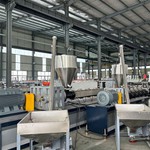 Машина для виготовлення порожнистої будівельної опалубки ПП